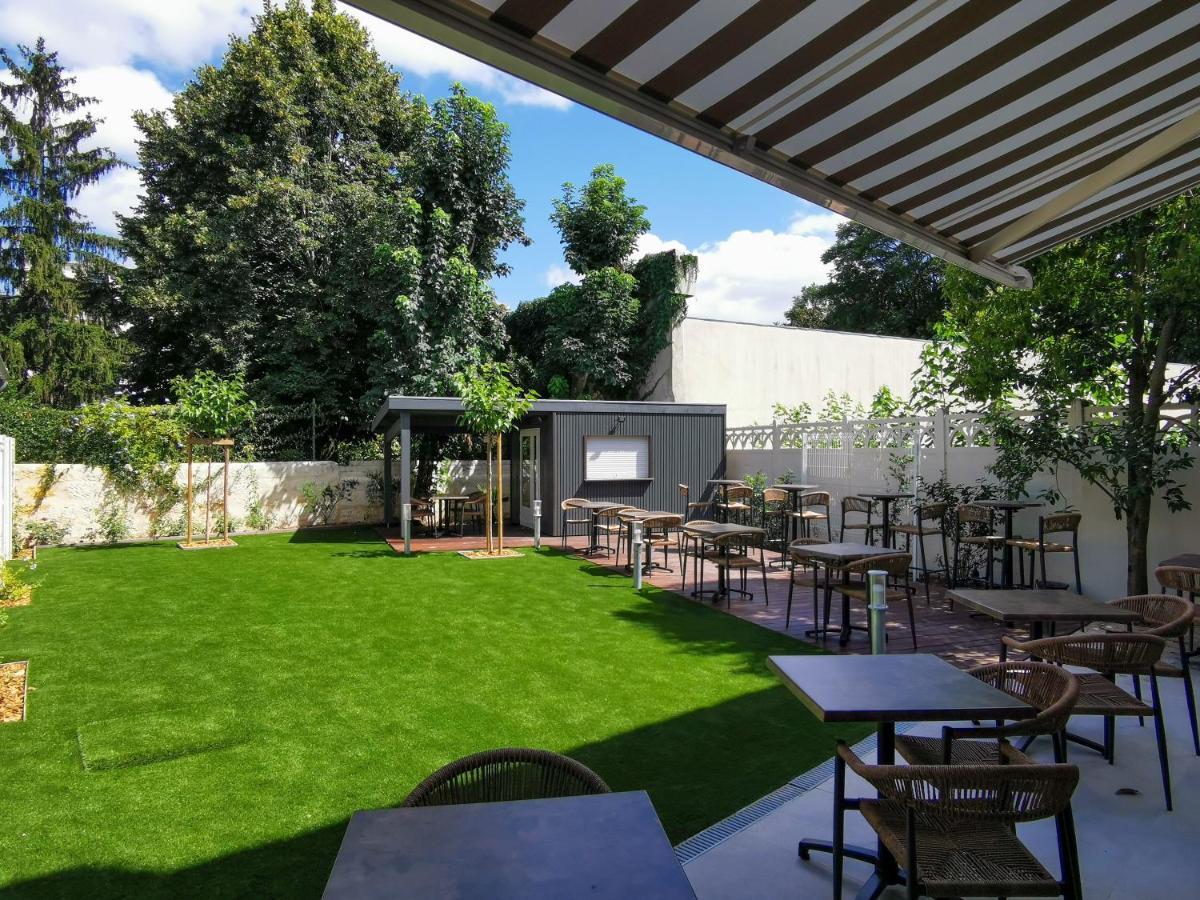 Bloom Hostel Bar & Garden Бордо Екстериор снимка